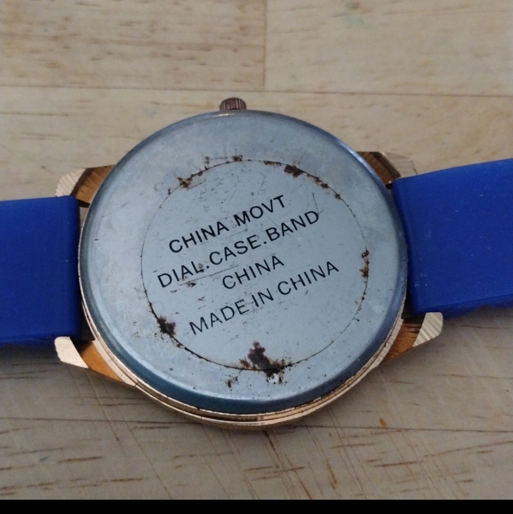 4 Bracelets/1 watch - Picture 9 of 9